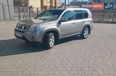 Позашляховик / Кросовер Nissan X-Trail 2010 в Івано-Франківську