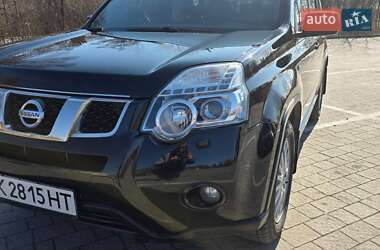 Позашляховик / Кросовер Nissan X-Trail 2011 в 
