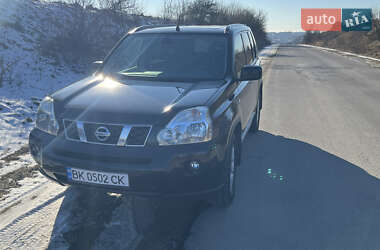 Внедорожник / Кроссовер Nissan X-Trail 2009 в 