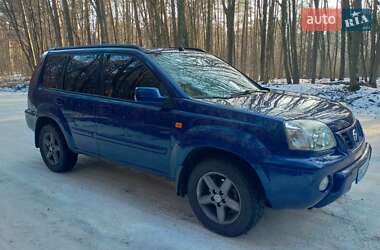 Внедорожник / Кроссовер Nissan X-Trail 2003 в Костополе