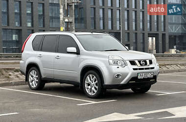 Позашляховик / Кросовер Nissan X-Trail 2011 в Києві