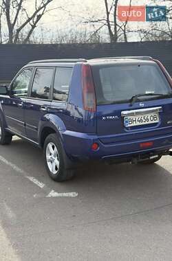 Позашляховик / Кросовер Nissan X-Trail 2005 в 