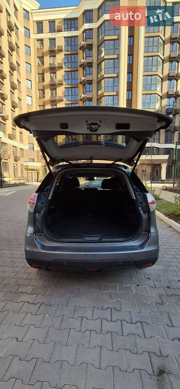 Внедорожник / Кроссовер Nissan X-Trail 2017 в Софиевской Борщаговке