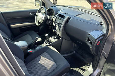 Внедорожник / Кроссовер Nissan X-Trail 2010 в 