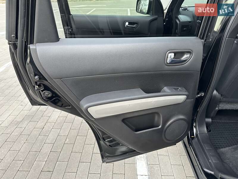 Позашляховик / Кросовер Nissan X-Trail 2012 в Одесі