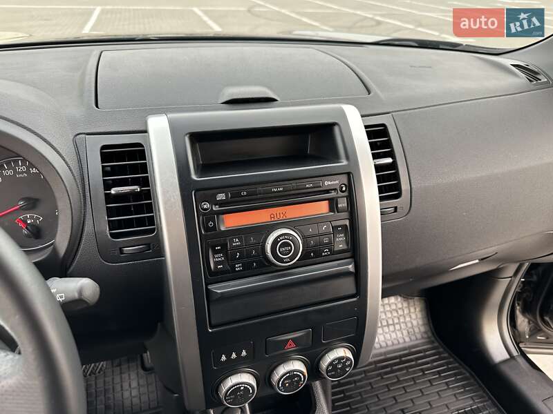 Позашляховик / Кросовер Nissan X-Trail 2012 в Одесі