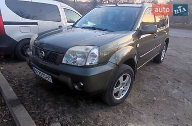 Внедорожник / Кроссовер Nissan X-Trail 2004 в 