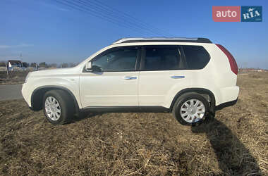Позашляховик / Кросовер Nissan X-Trail 2012 в 