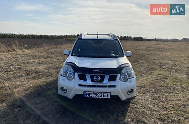 Позашляховик / Кросовер Nissan X-Trail 2012 в 