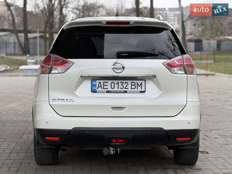 Позашляховик / Кросовер Nissan X-Trail 2017 в Дніпрі