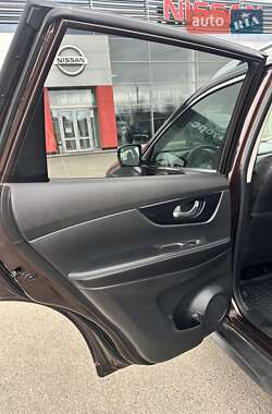 Позашляховик / Кросовер Nissan X-Trail 2020 в 
