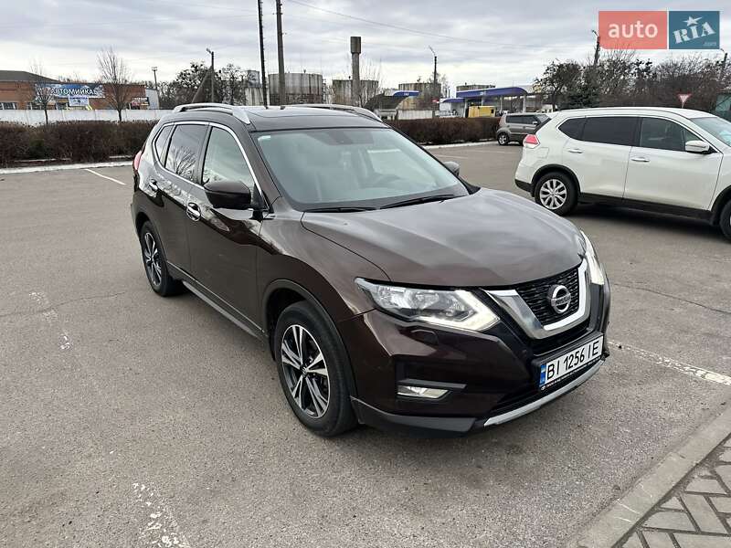 Позашляховик / Кросовер Nissan X-Trail 2020 в 