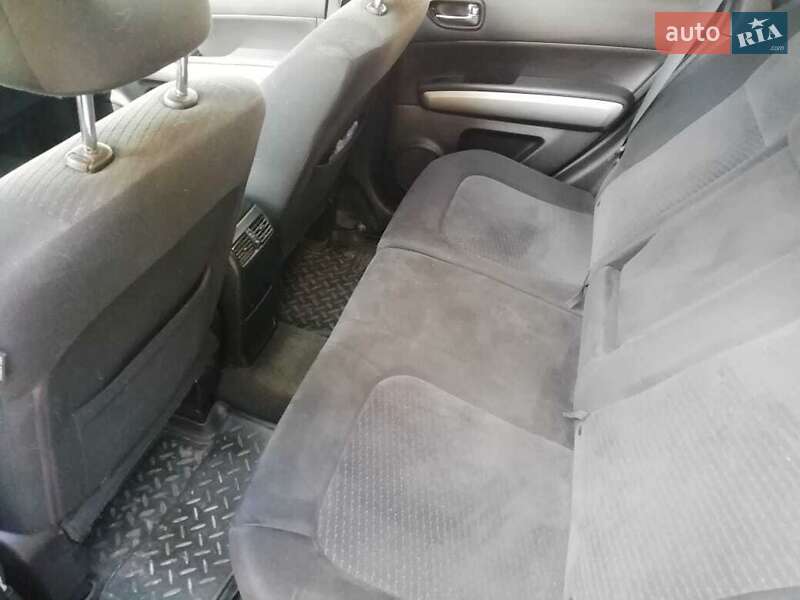 Позашляховик / Кросовер Nissan X-Trail 2010 в Львові