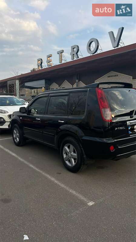 Внедорожник / Кроссовер Nissan X-Trail 2005 в Киеве