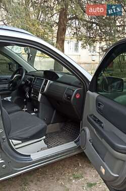 Внедорожник / Кроссовер Nissan X-Trail 2007 в 