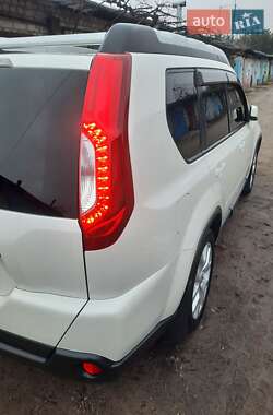 Внедорожник / Кроссовер Nissan X-Trail 2012 в 