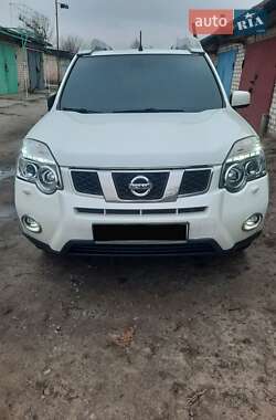 Внедорожник / Кроссовер Nissan X-Trail 2012 в 