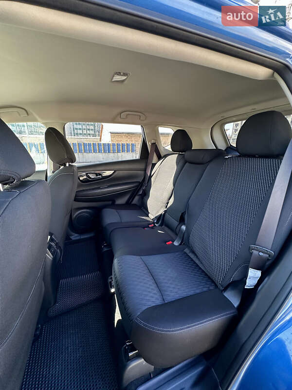 Позашляховик / Кросовер Nissan X-Trail 2017 в Києві