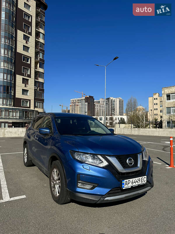 Позашляховик / Кросовер Nissan X-Trail 2017 в Києві