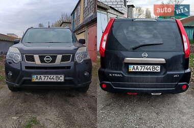 Внедорожник / Кроссовер Nissan X-Trail 2011 в 