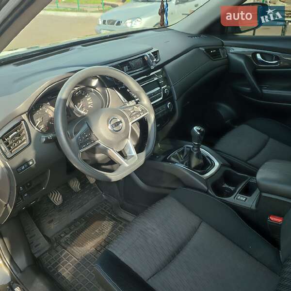 Позашляховик / Кросовер Nissan X-Trail 2019 в Запоріжжі
