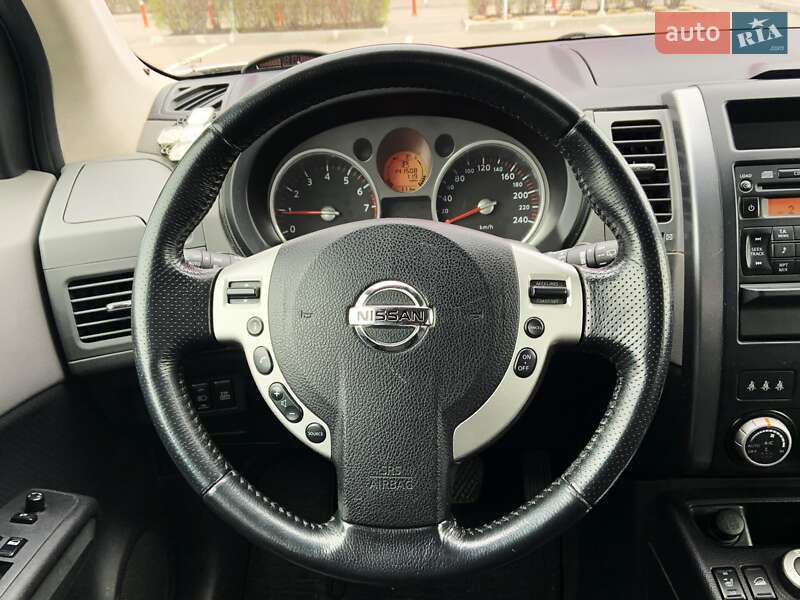 Позашляховик / Кросовер Nissan X-Trail 2008 в Києві