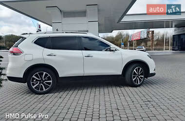 Позашляховик / Кросовер Nissan X-Trail 2015 в Львові