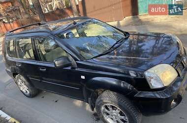 Позашляховик / Кросовер Nissan X-Trail 2006 в 