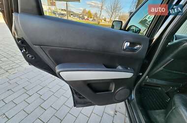 Позашляховик / Кросовер Nissan X-Trail 2012 в 