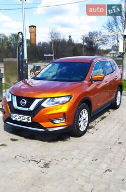 Позашляховик / Кросовер Nissan X-Trail 2018 в 