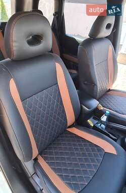 Позашляховик / Кросовер Nissan X-Trail 2013 в 