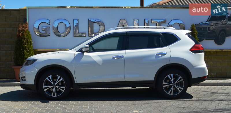 Внедорожник / Кроссовер Nissan X-Trail 2017 в Одессе