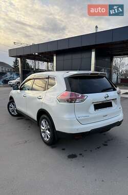 Внедорожник / Кроссовер Nissan X-Trail 2015 в 