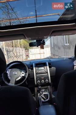 Внедорожник / Кроссовер Nissan X-Trail 2014 в 