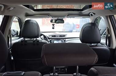 Позашляховик / Кросовер Nissan X-Trail 2017 в 