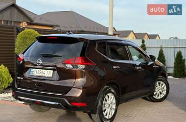 Позашляховик / Кросовер Nissan X-Trail 2018 в 