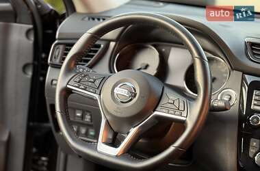 Позашляховик / Кросовер Nissan X-Trail 2018 в 