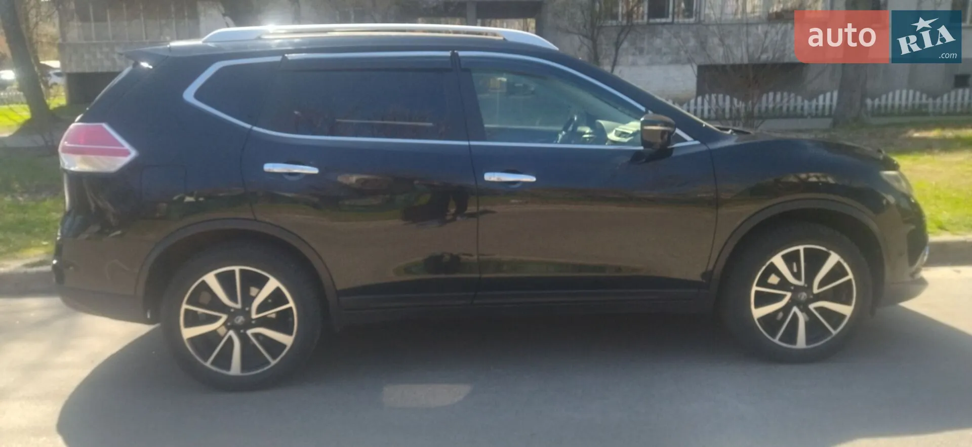 2014 Nissan X-Trail - мініатюра 3