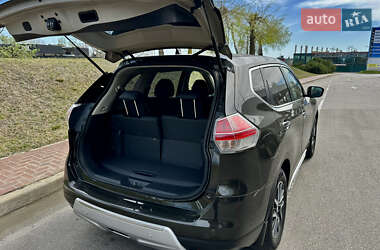 Внедорожник / Кроссовер Nissan X-Trail 2014 в 