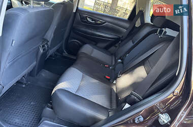 Позашляховик / Кросовер Nissan X-Trail 2021 в 