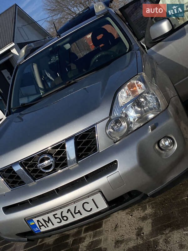 Позашляховик / Кросовер Nissan X-Trail 2008 в Малині