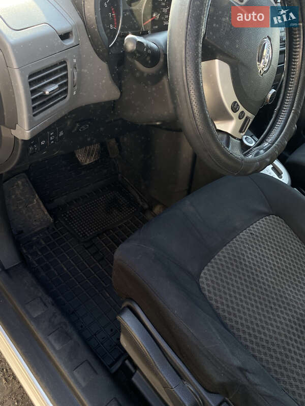 Позашляховик / Кросовер Nissan X-Trail 2008 в Малині