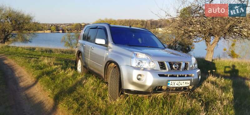 Внедорожник / Кроссовер Nissan X-Trail 2008 в 
