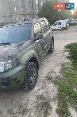 Позашляховик / Кросовер Nissan X-Trail 2005 в 