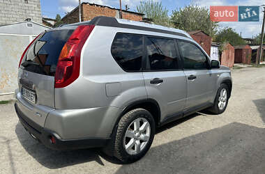 Внедорожник / Кроссовер Nissan X-Trail 2010 в 