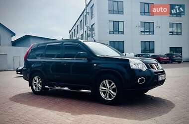 Внедорожник / Кроссовер Nissan X-Trail 2011 в 