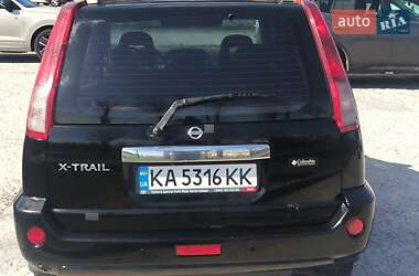 Позашляховик / Кросовер Nissan X-Trail 2005 в 