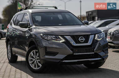 Позашляховик / Кросовер Nissan X-Trail 2021 в 