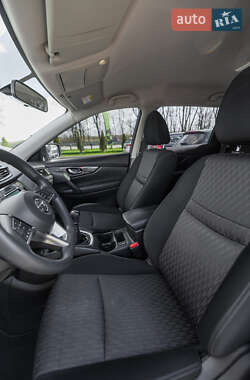 Позашляховик / Кросовер Nissan X-Trail 2021 в 