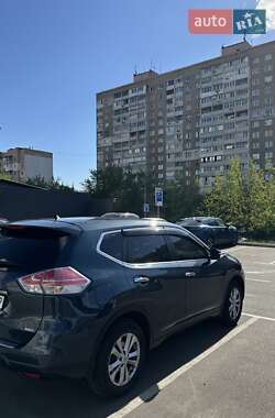 Позашляховик / Кросовер Nissan X-Trail 2016 в 